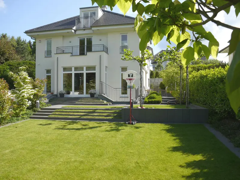 Terrassierter Hanggarten in Bad Homburg – Projektfoto