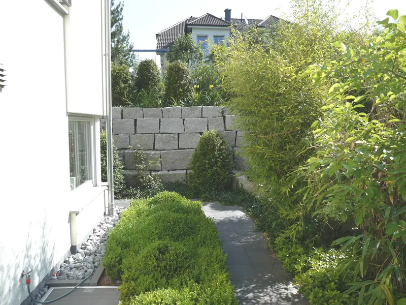 Terrassierter Hanggarten in Bad Homburg – Projektfoto
