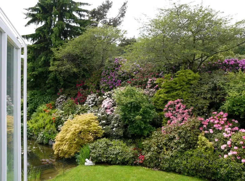 Garten in einer stillgelegten Lehmgrube in Nördlingen – Projektfoto