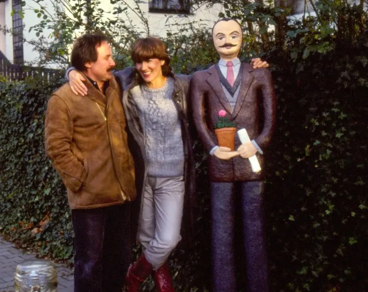Helen mit ihren beiden Gartenarchitekten