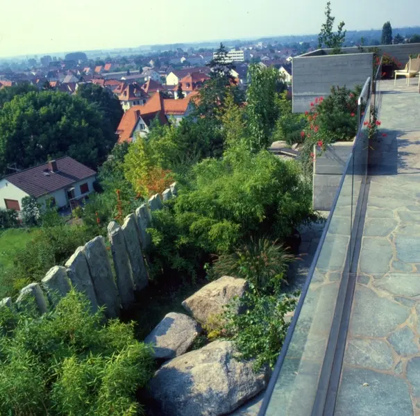 Blick vom Wohnbereich auf Heppenheim